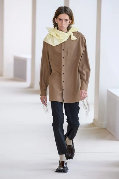 Look 1